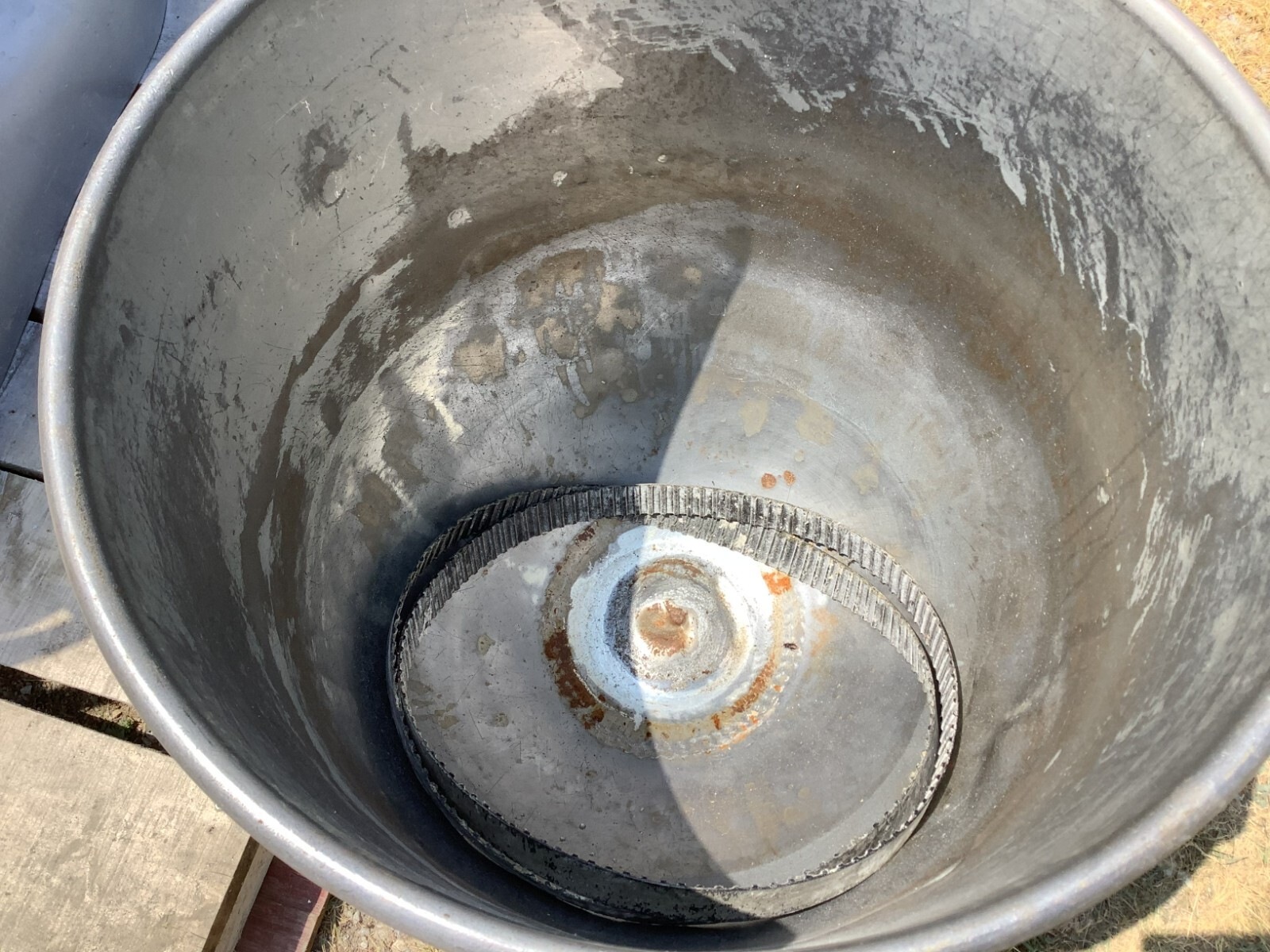 Commercial Mixer 140qt Hobart V1401 Bowl, Cart and Hook 5hp 3ph 200V TESTED