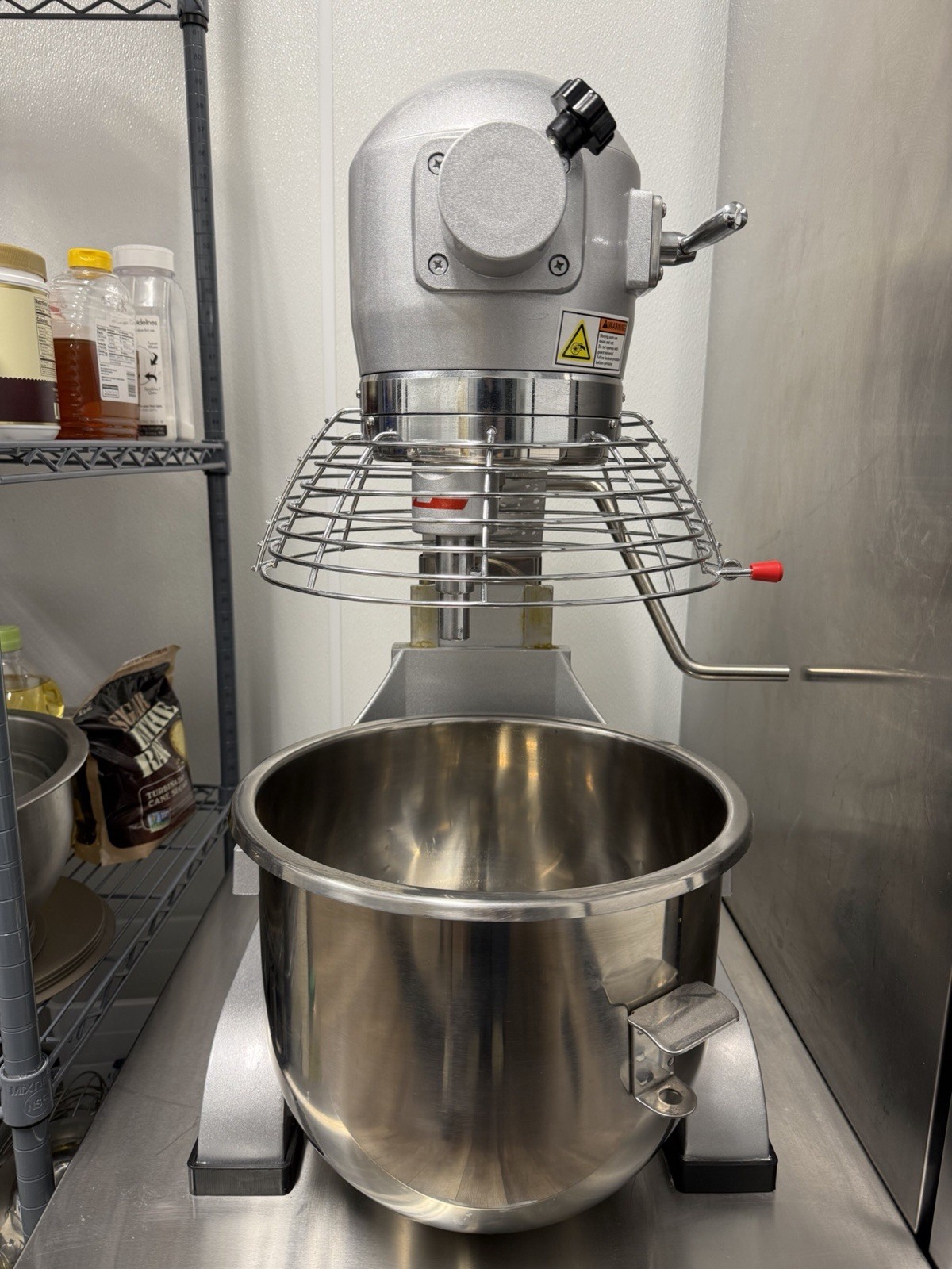 Serv-Ware PM20-PTO Floor Model 20QT Planetary Dough Mixer INCLUDES STAND