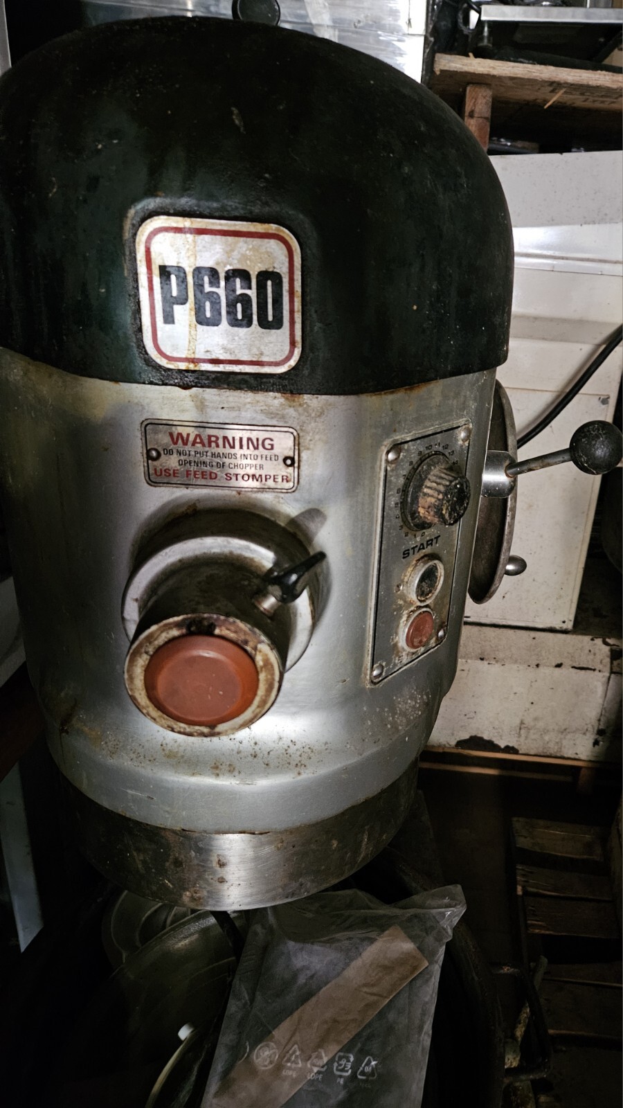 Working Hobart – P660 – 60qt Dough Mixer, Just Needs A Cleaning :)