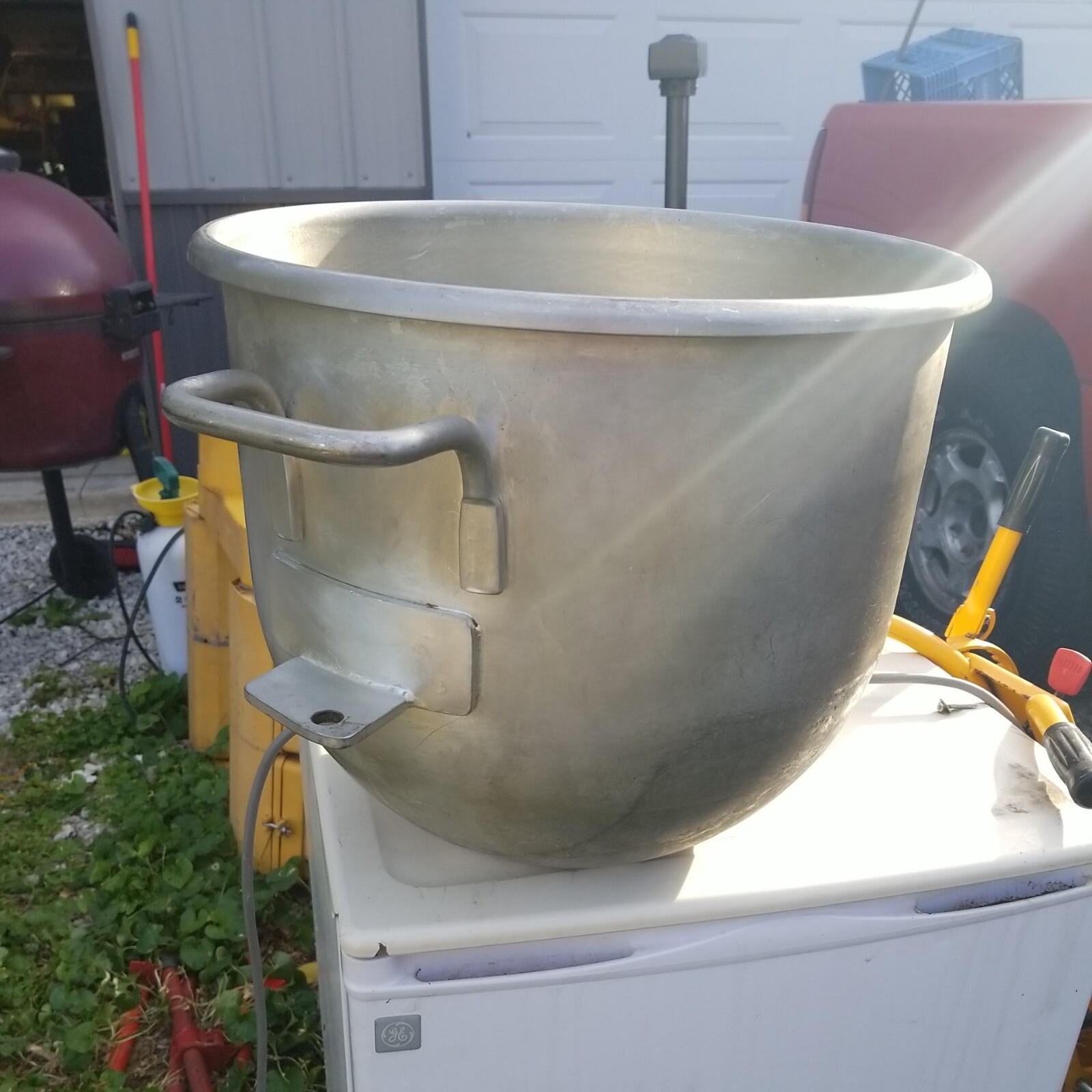 Hobart Mixer OEM 30 Qt SS Bowl, Fits on a Reducer Ring VMLH-30