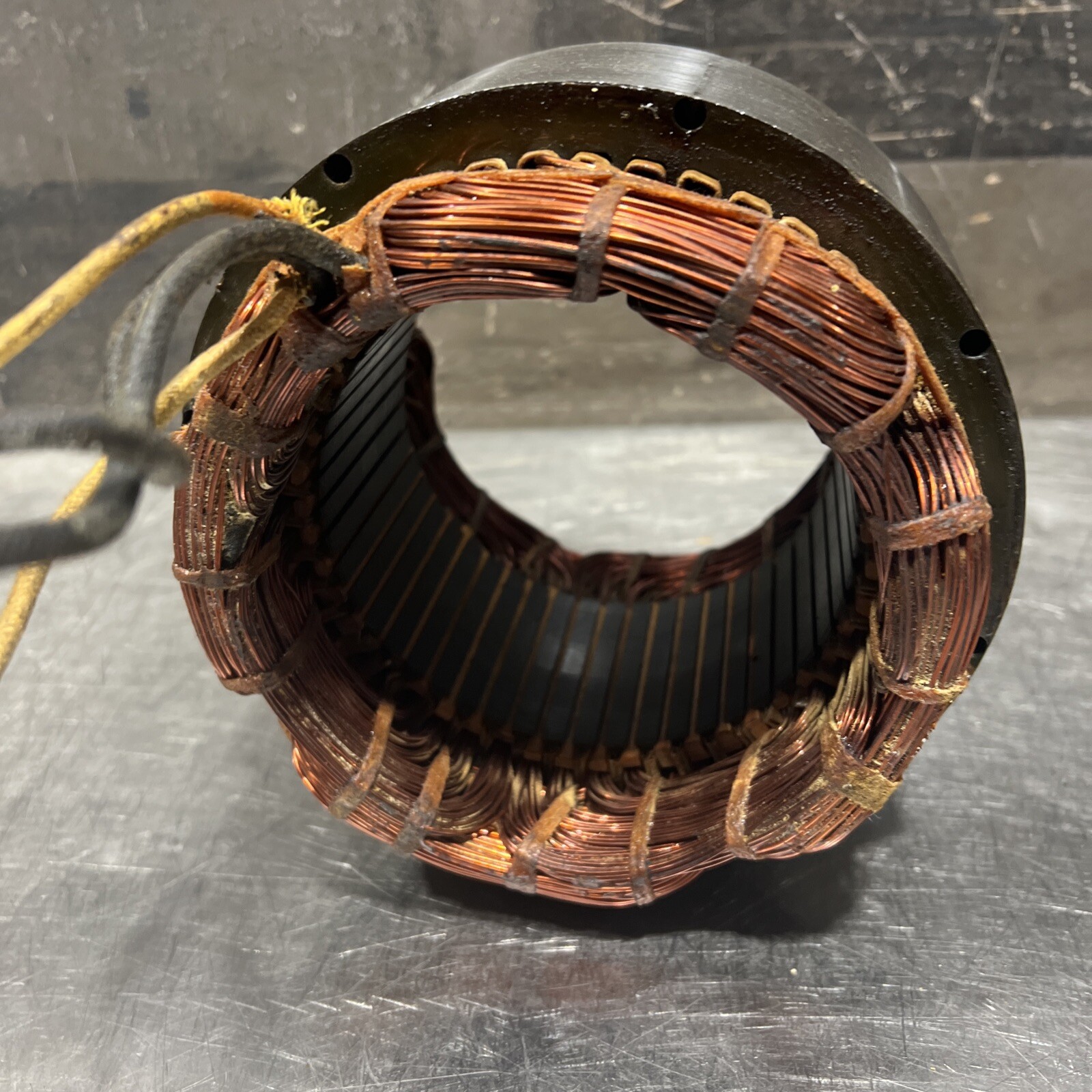 Genuine Hobart Model D-300 30 Qt Commercial Mixer Stator. 1 Ph 115V 60HZ