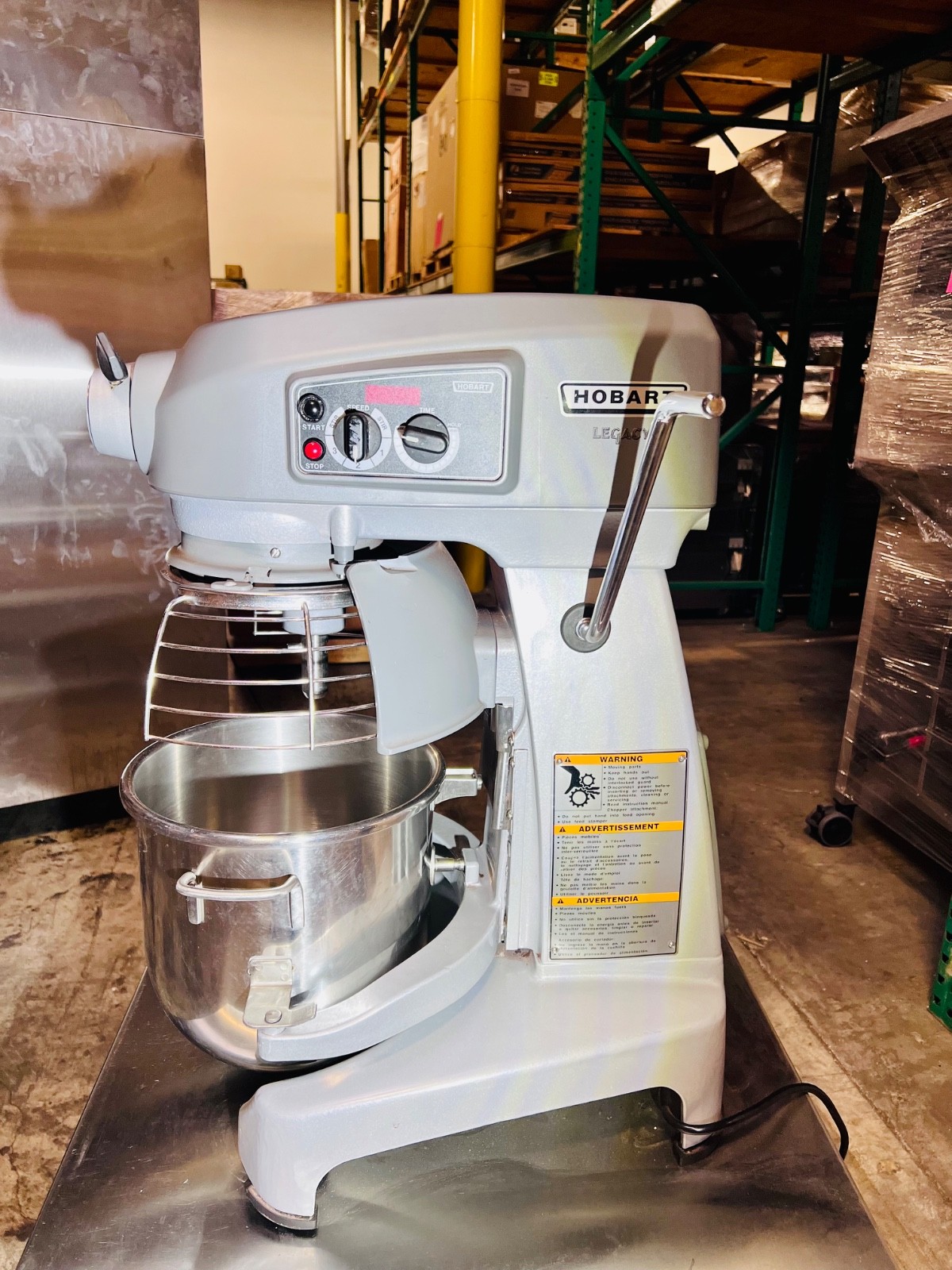 Hobart HL120 12 Qt Bakery Mixer 1/2 HP with Bowl & Attachments