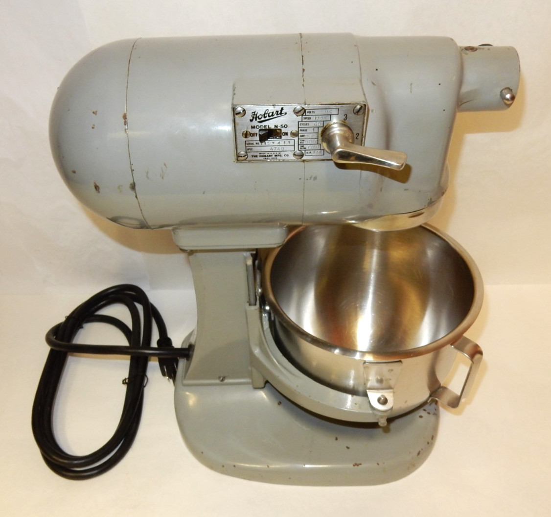 VINTAGE HOBART MODEL N-50 COMMERCIAL MIXER, BOWL & 2 PADDLES, NEW HD CORD, WORKS
