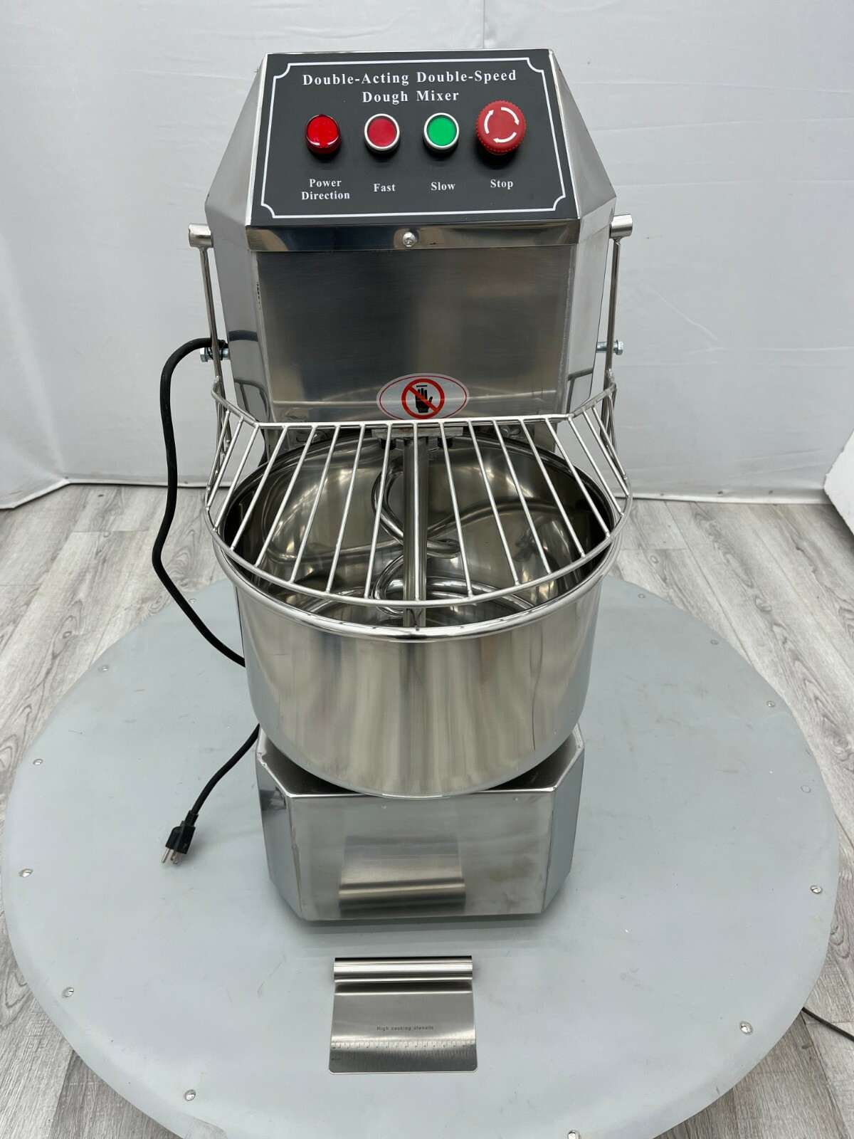 Commercial Dough Mixer 20L Dough Spiral Mixer Bakery Flour Mixing Machine 110V