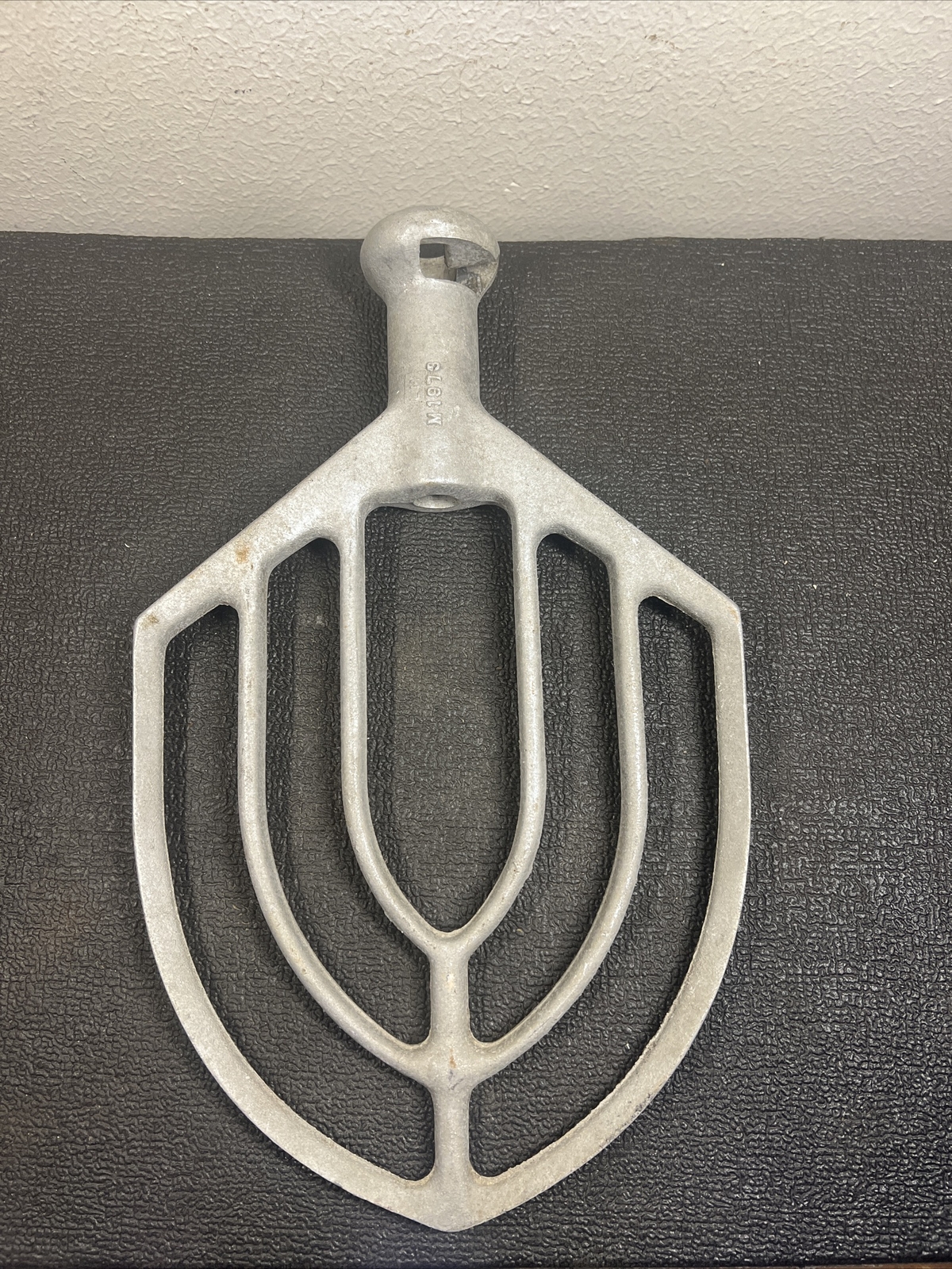 COMMERCIAL MIXER FLAT PADDLE L.M. M1973 BEATER INDUSTRIAL ATTACHMENT 16-1/2″