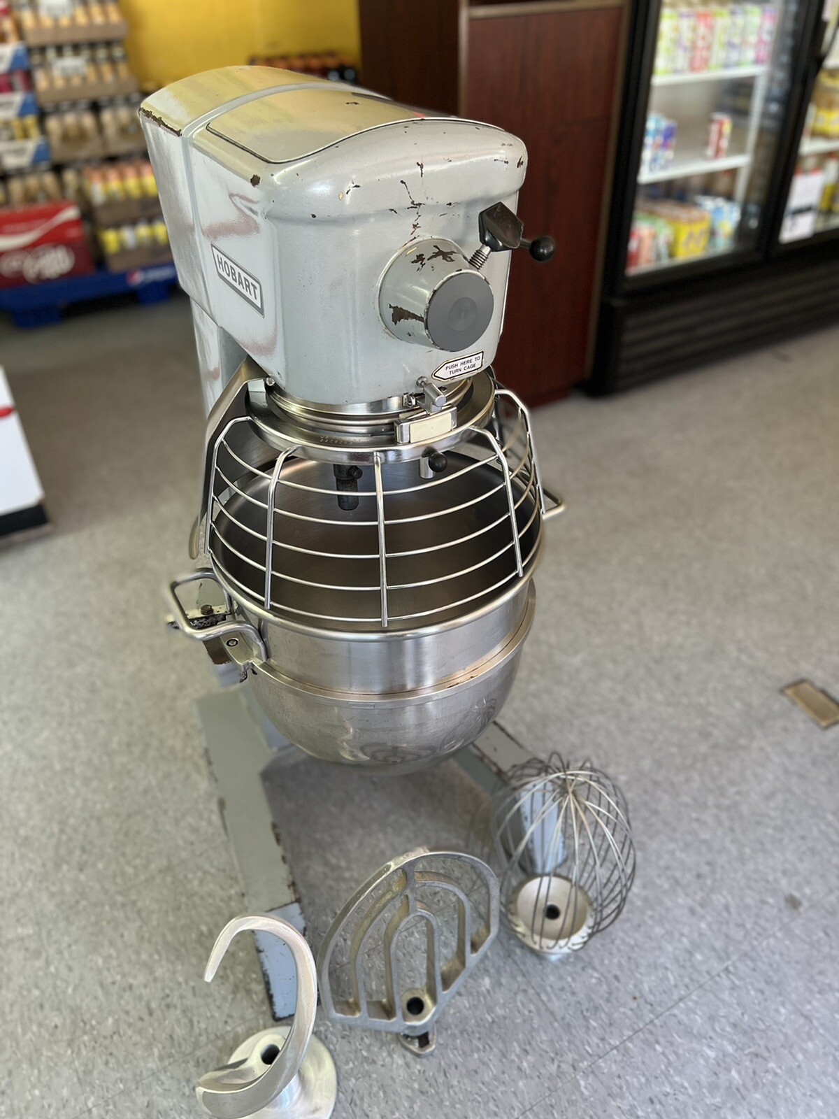 Hobart Mixer D300T 30 Qt W/SS OEM Bowl, Hook, Flat Beater, Wire Whisk Excellent