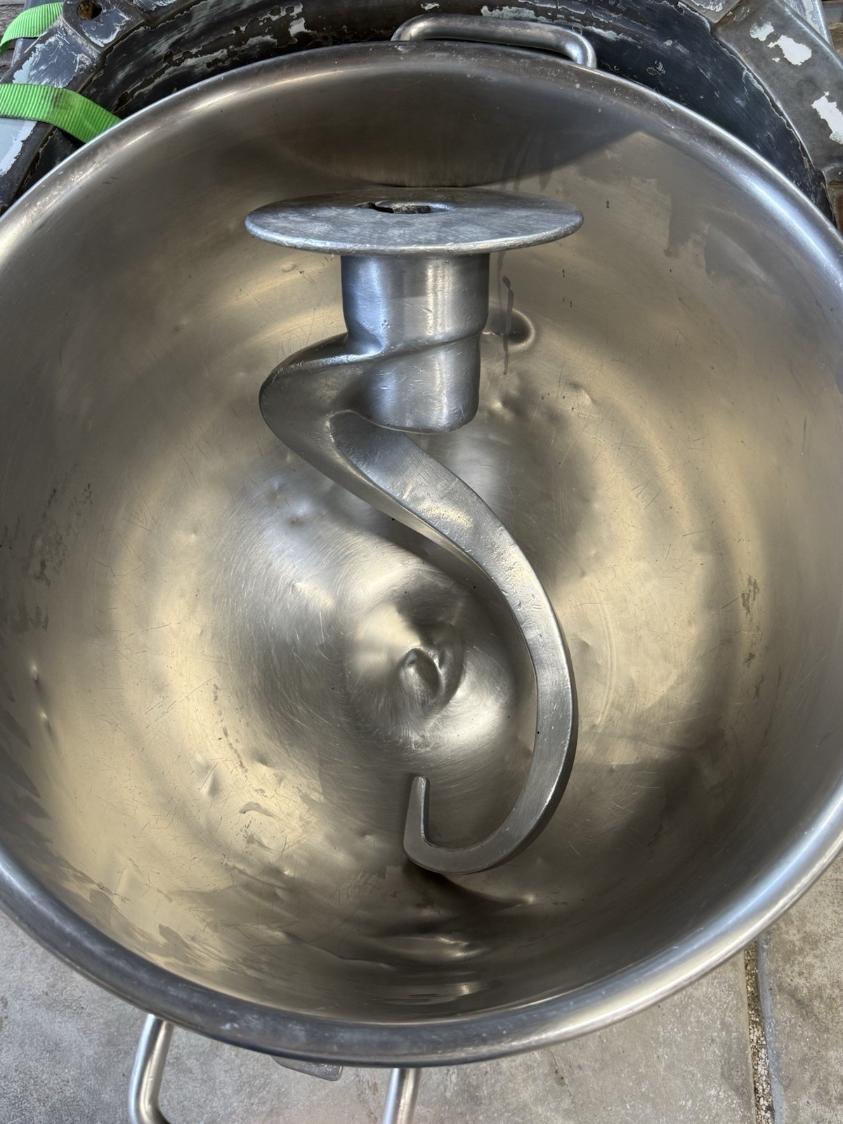 Hobart H-600 60 Qt Dough Bakery Mixer 220v, With Bowl And Hook Commercial Grade