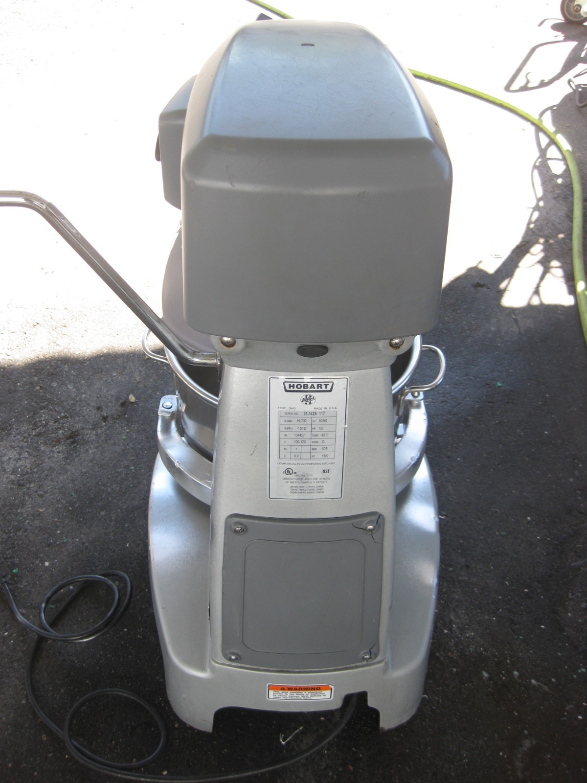 Hobart HL200 20 Qt Legacy Mixer, Bowl And 1 Attachments Included