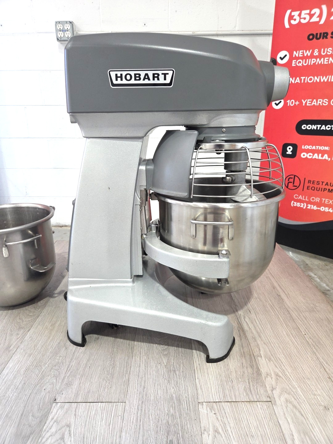 HOBART HL200 20 Quart Mixer With HOOK+2 BOWLS – 1/2 HP – Watch Running Video!