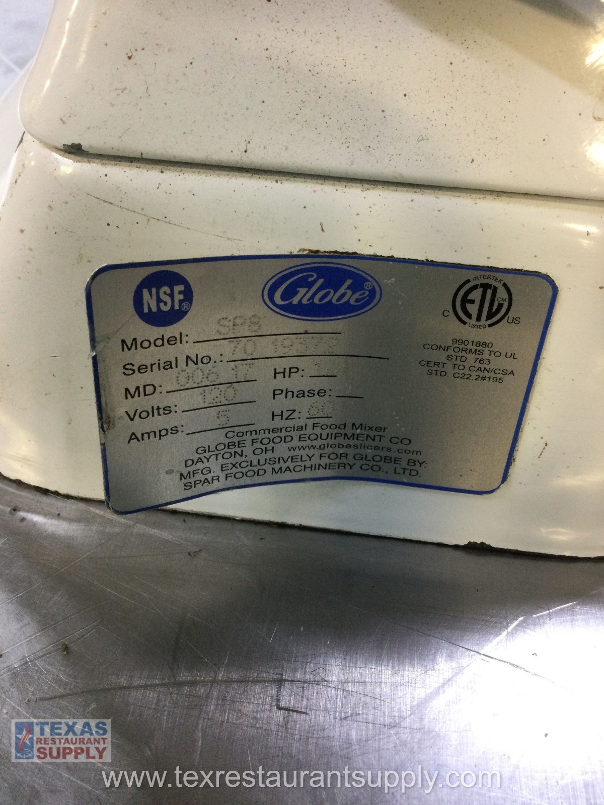 Globe SP8, 8 Qt Countertop Mixer With Bowl 3 Attachment