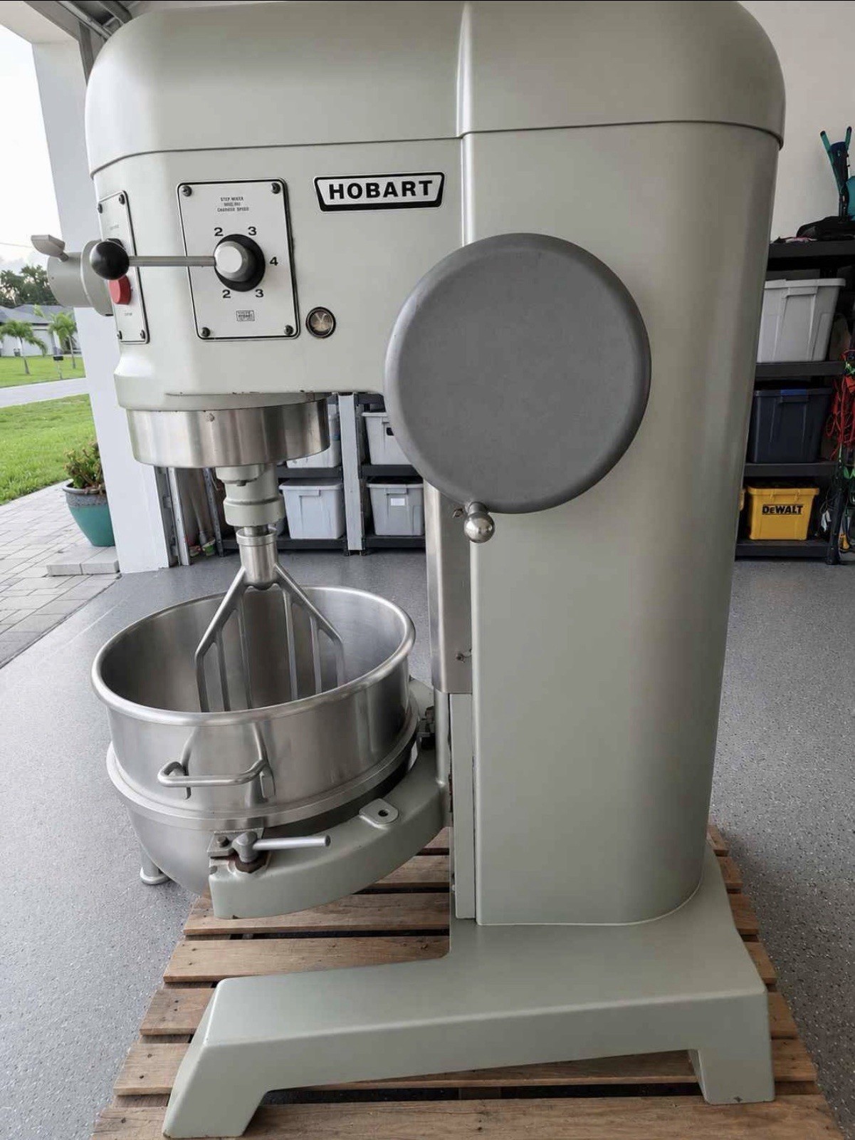 Hobart H-600 60qt Pizza Dough Mixer Bakery 3 Phase 220v