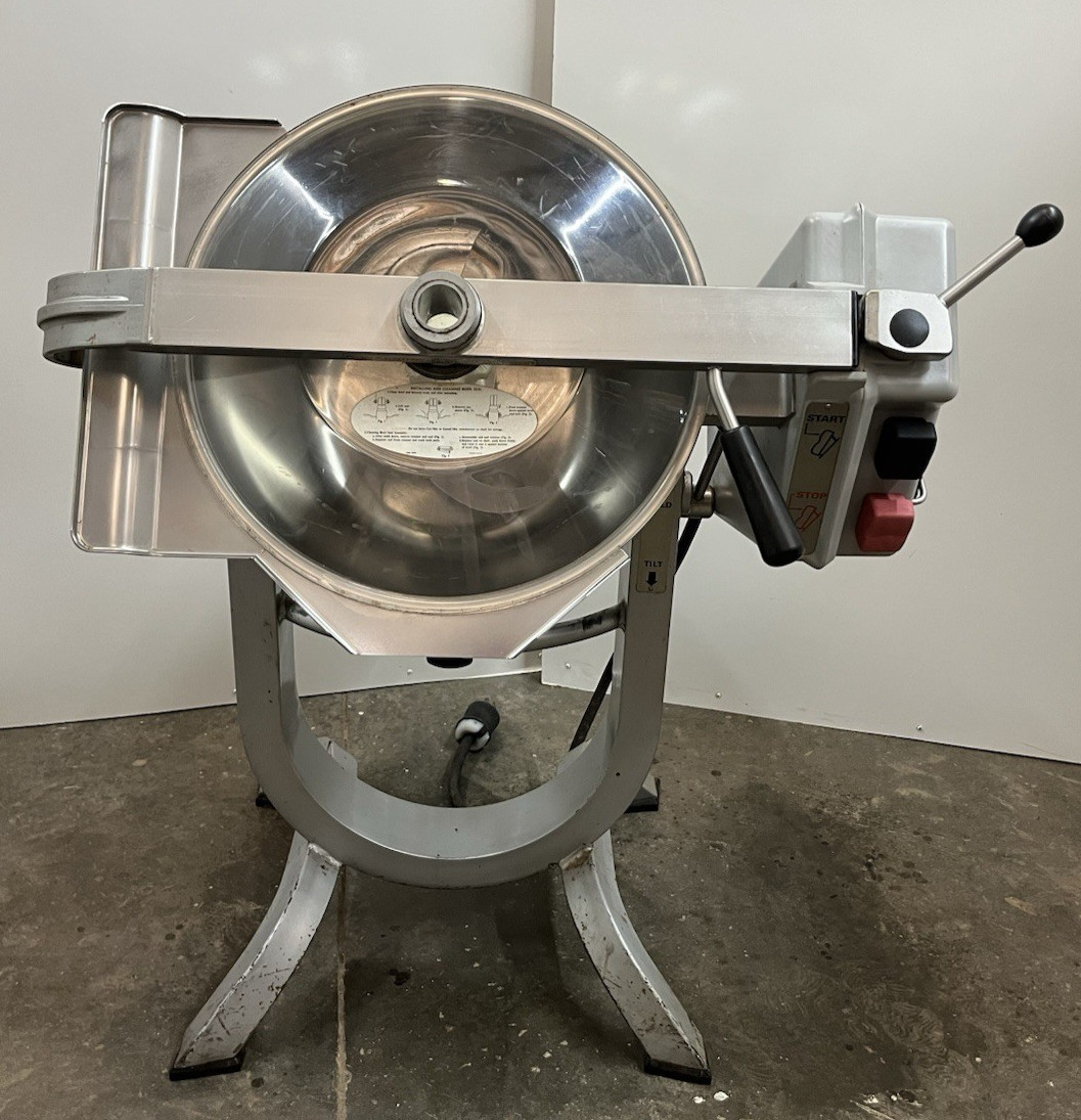 Hobart HCM-300 30Qt **TESTED** WORKING WITH BLADE PICTURED SN: 31-306-189-GD