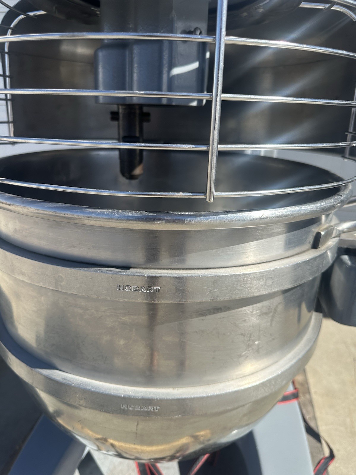 Hobart Legacy 60 Quart FOR PARTS NOT WORKING Shipping To USA
