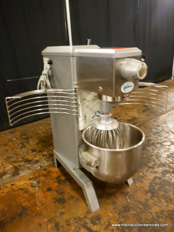 Univex SRM20, 20 Qts Dough Mixer With Bowl, Guard & 1 Attachment