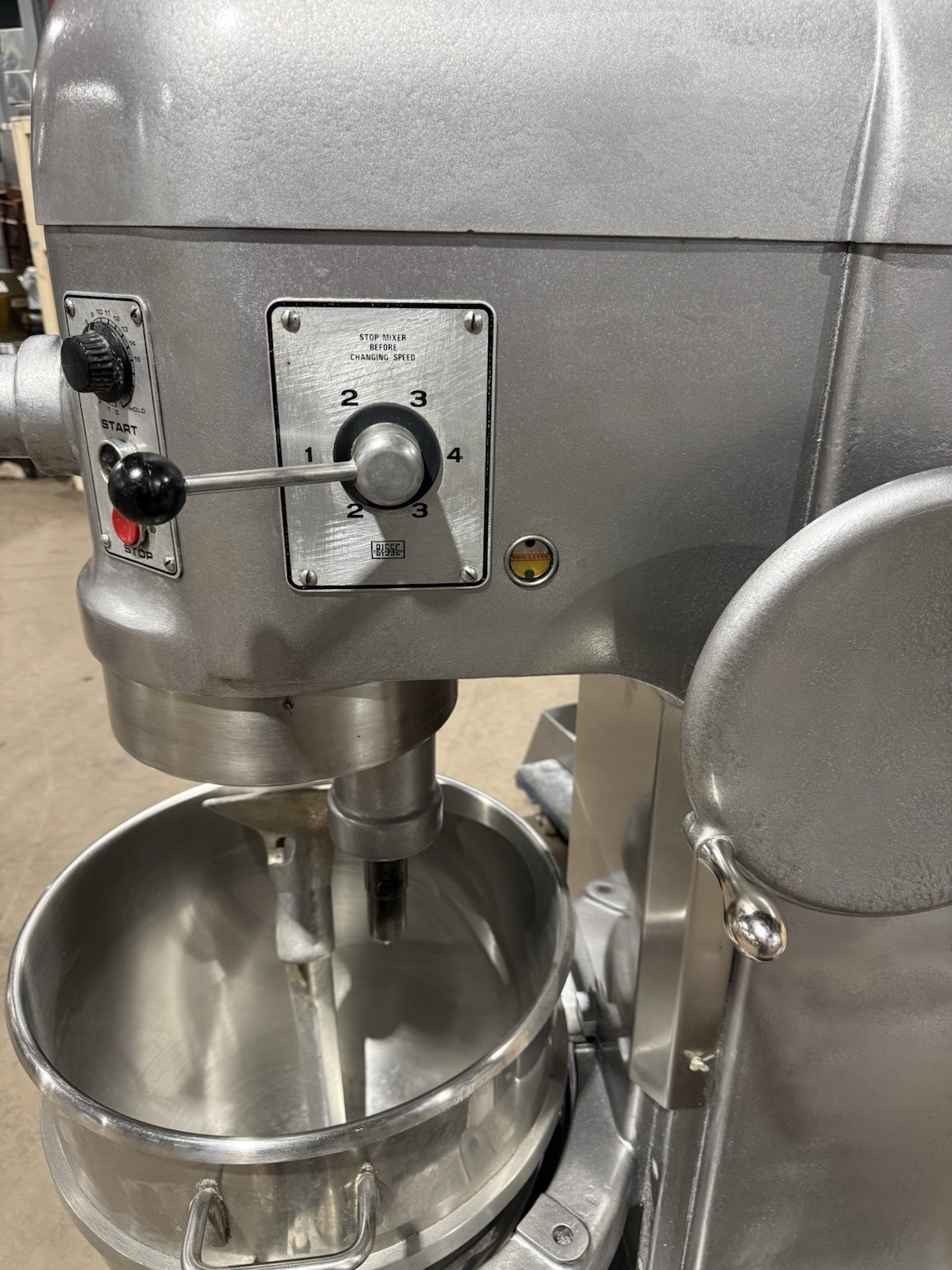 Hobart H-600T Commercial Pizza Dough Mixer 60QT 3PH 1.5HP 200V
