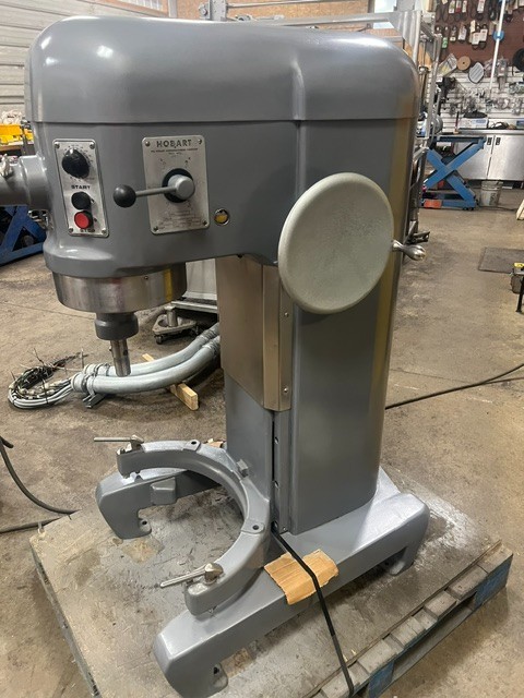 Hobart 60qt Mixer – H600 – 230V 1Ph -Includes Stainless Bowl, Hook – Refurbished