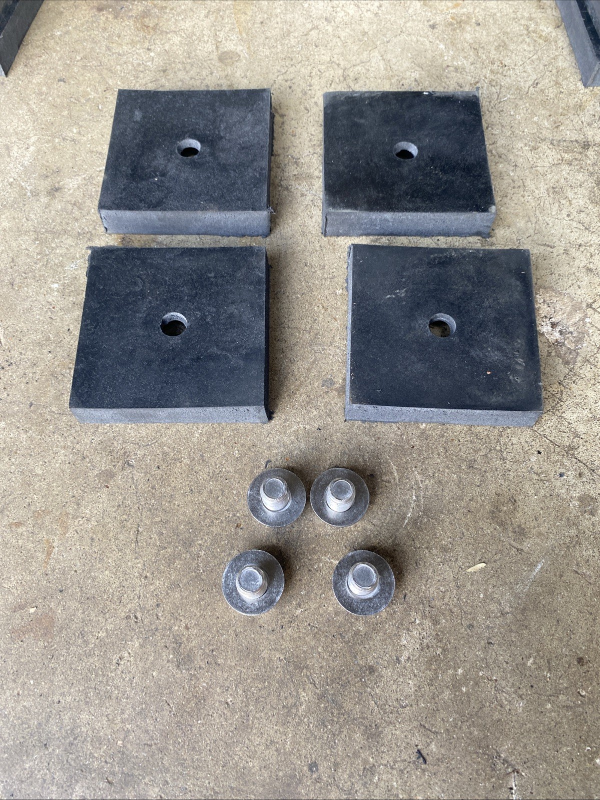 Vibration damping feet Rubber pads for Hobart Mixer D300