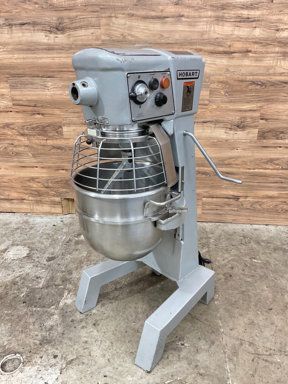 Hobart D300T Floor Mixer, 115V w/ 1 Attachment – Serial No. 11-1020-695