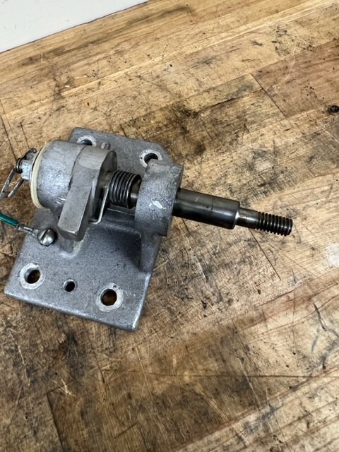 Hobart Interlock Latch Assembly -HCM300/450 Part# 00-290606, or 00-937594