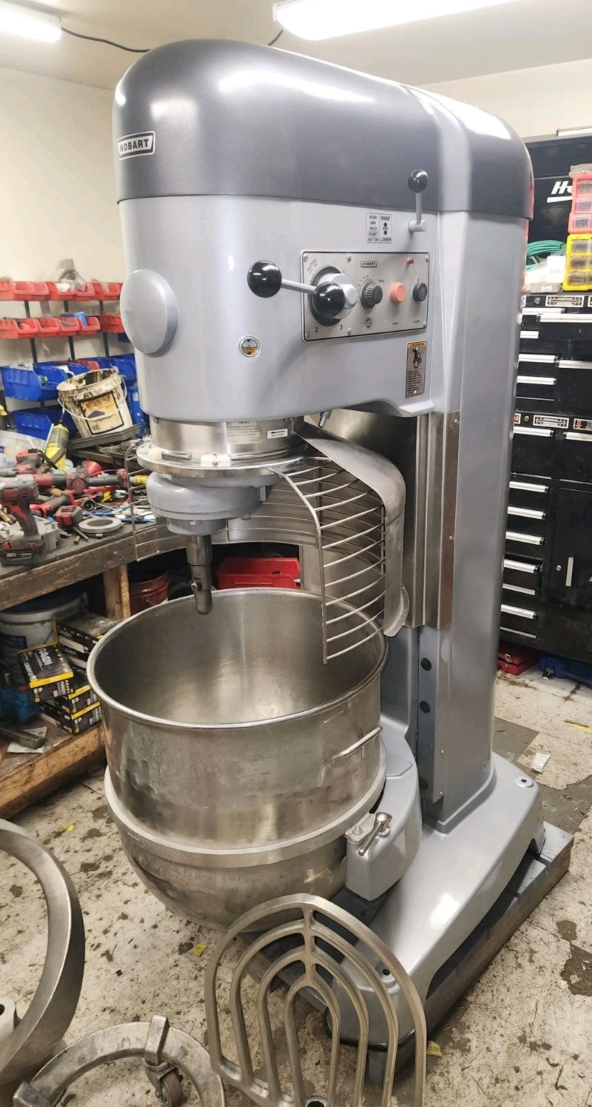 Late Model Hobart 140 Qt V-1401 MIXER 5 HP With Safety Cage