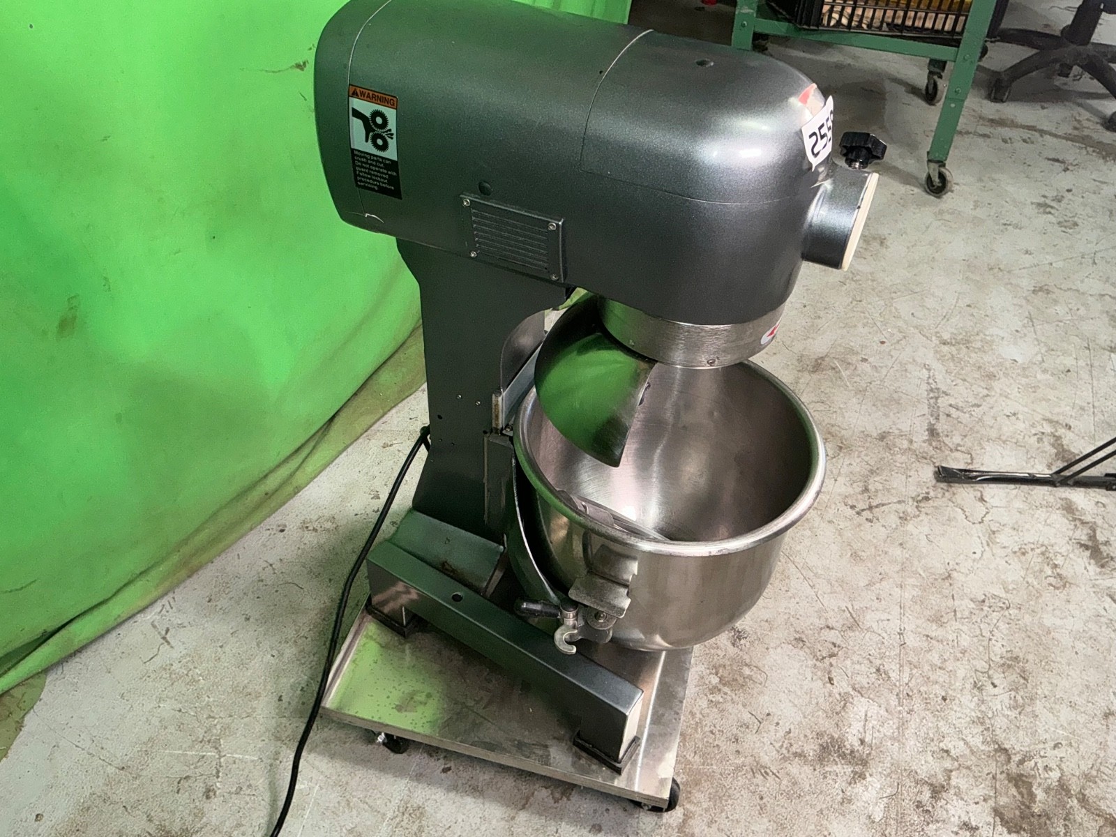 Avantco MX20 Commercial Mixer – Heavy Duty Food Dough Mixer 2558