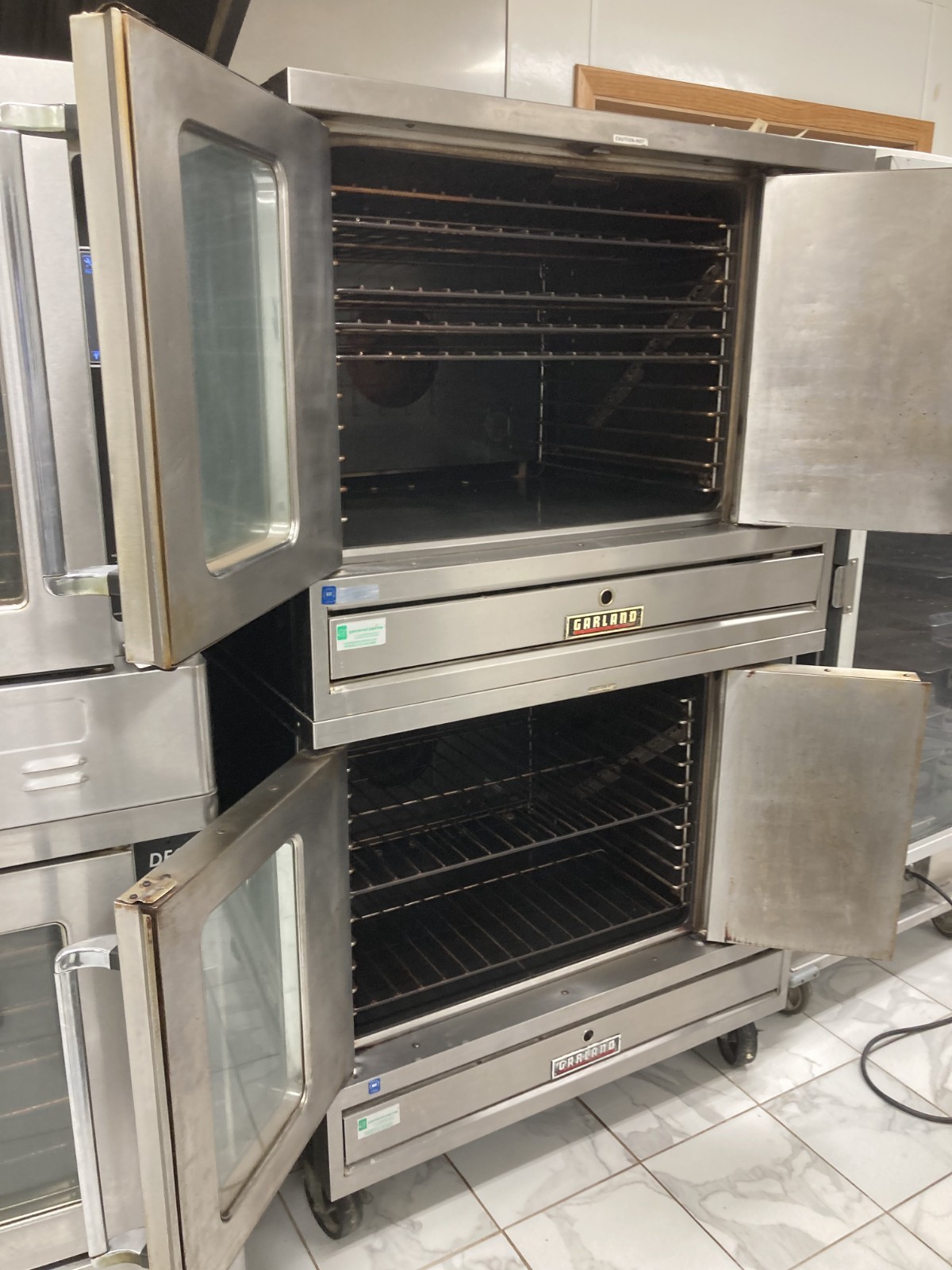 Garland double oven