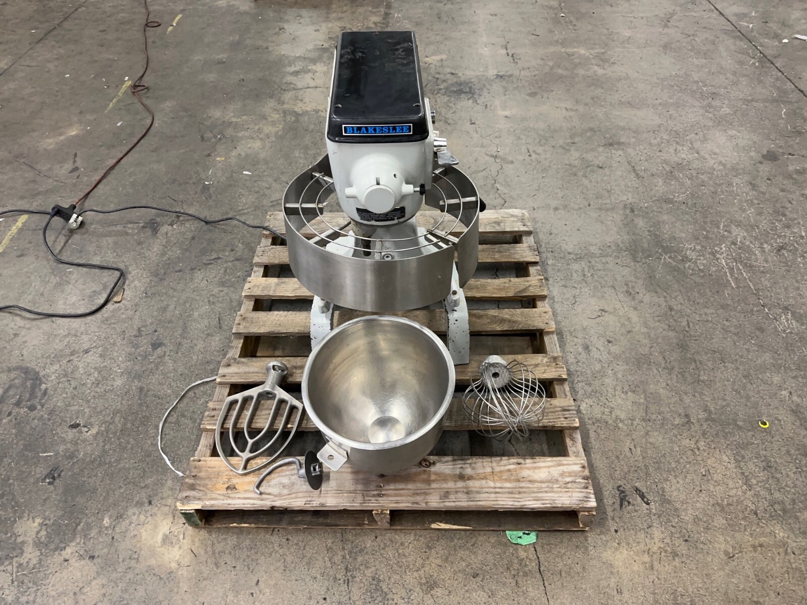 Blakeslee 20 Quart Bench Planetary Mixer B-20