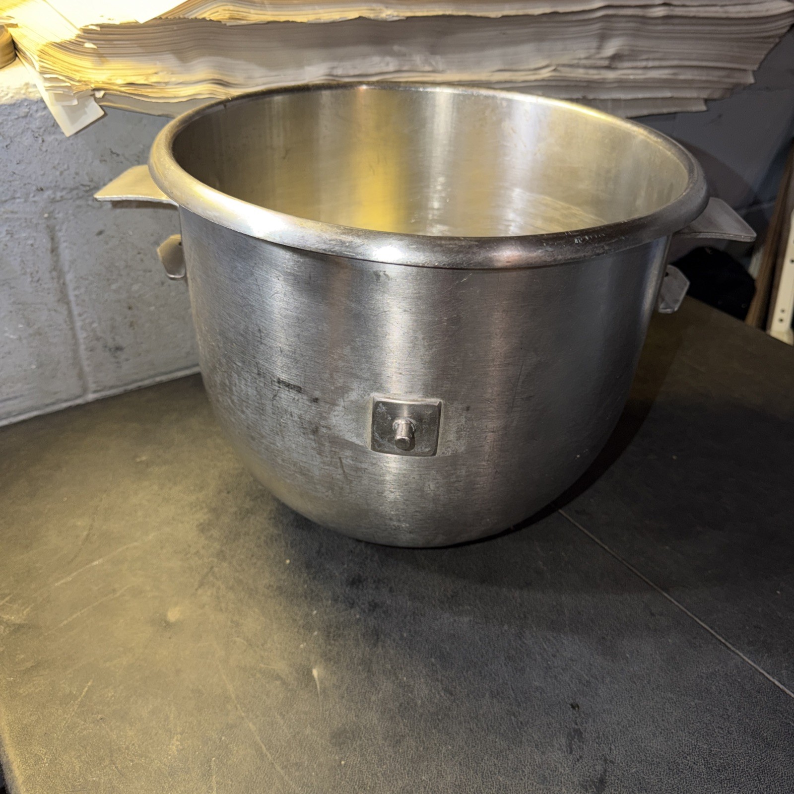 Hobart 20 QT Quart Mixer Stainless Steel Mixing Bowl Fits A-200-20