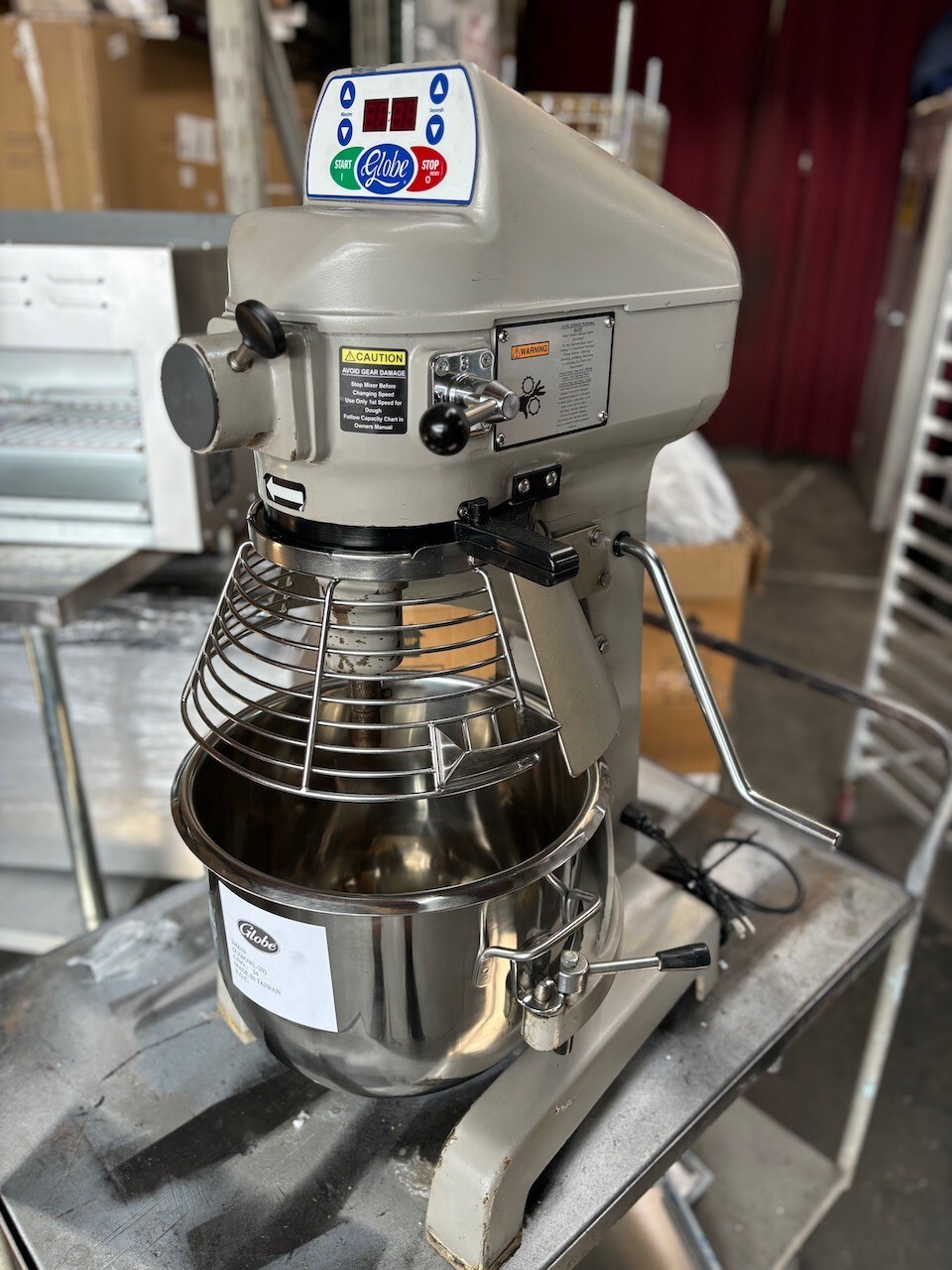 20 Quart Mixer Globe SP20 NEW Bowl & Attachments Bakery Pizza Countertop #2515