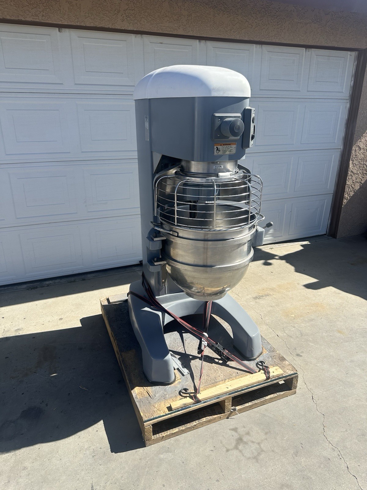 Hobart Legacy 60 Quart FOR PARTS NOT WORKING Shipping To USA