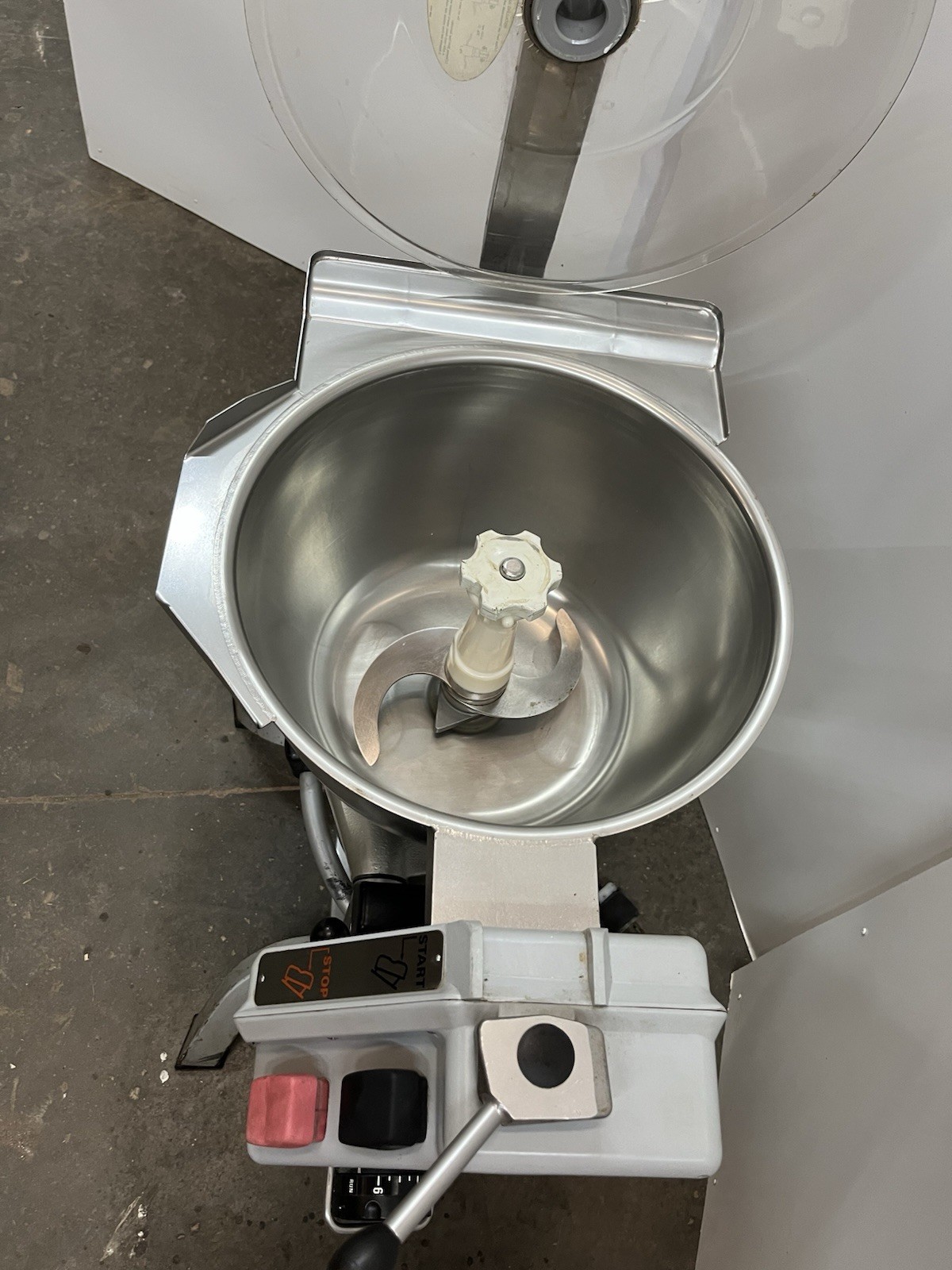Hobart HCM-300 30Qt **TESTED** WORKING WITH BLADE PICTURED SN: 31-306-189-GD