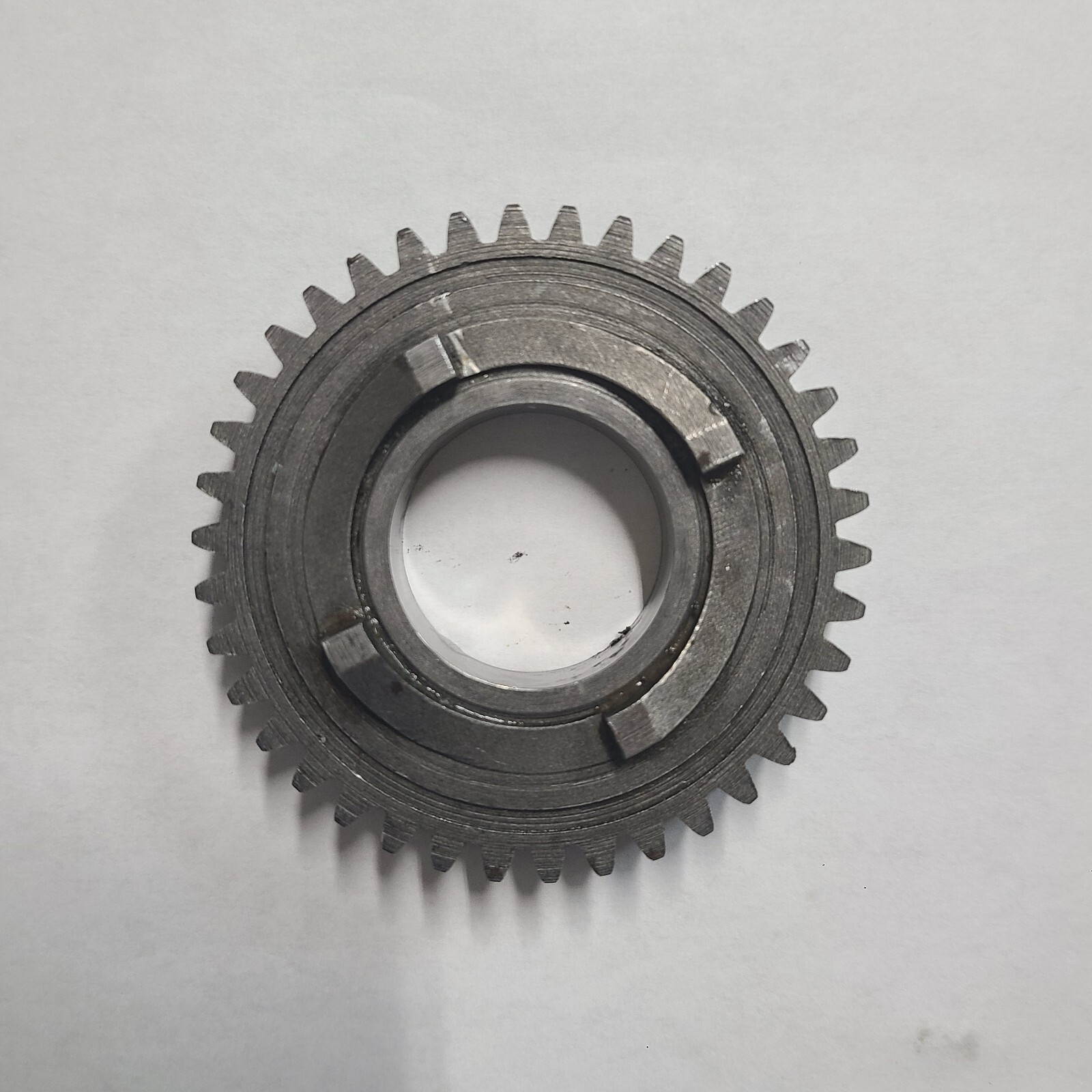 Hobart D300 30qt 124743 Gear – Lower Clutch (38T)