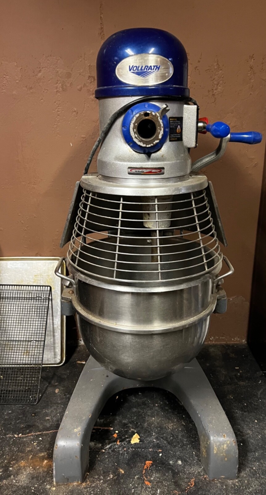 Vollrath 20 qt Floor Mixer, with attachments