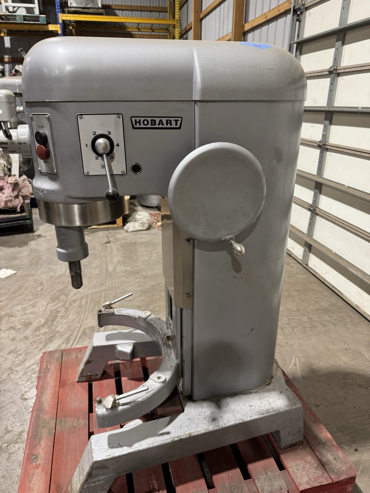 HOBART H600 60 QT BAKERY DOUGH MIXER W/ NO BOWL OR ATTACHMENTS