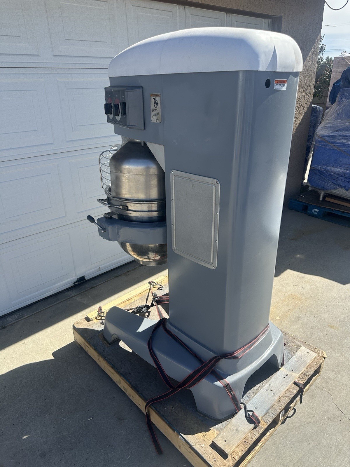 Hobart Legacy 60 Quart FOR PARTS NOT WORKING Shipping To USA