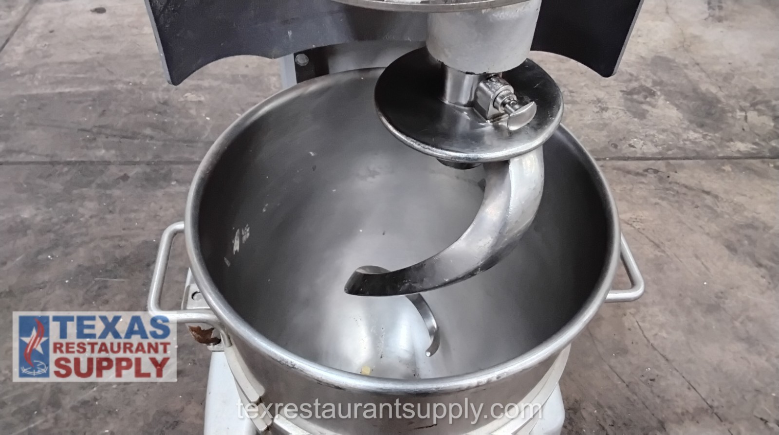 Hobart Legacy HL400 40 quart Dough Mixer with Bowl Guard and 1 Hook