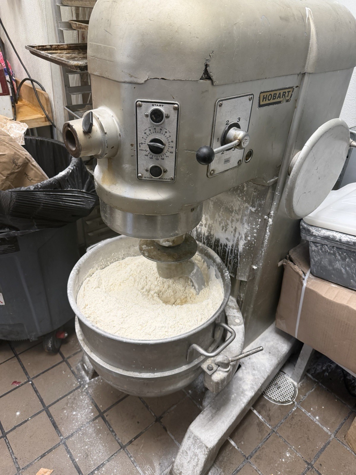 Hobart H-600T Commercial Floor Model Mixer 3-Speed w/ Mixing Bowl