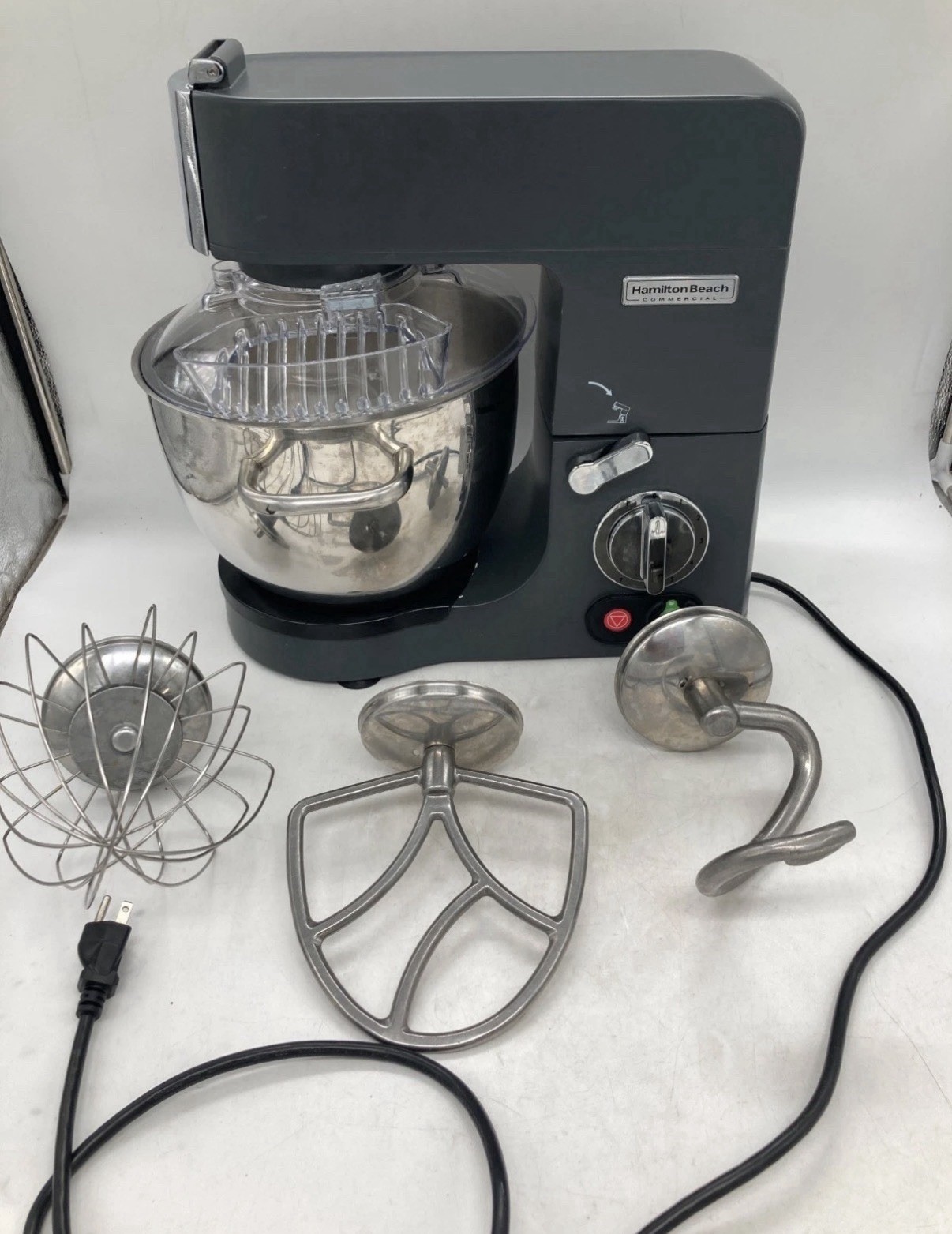 Hamilton Beach CPM800 Countertop 8 qt. Cap. Variable Speed Planetary Stand Mixer