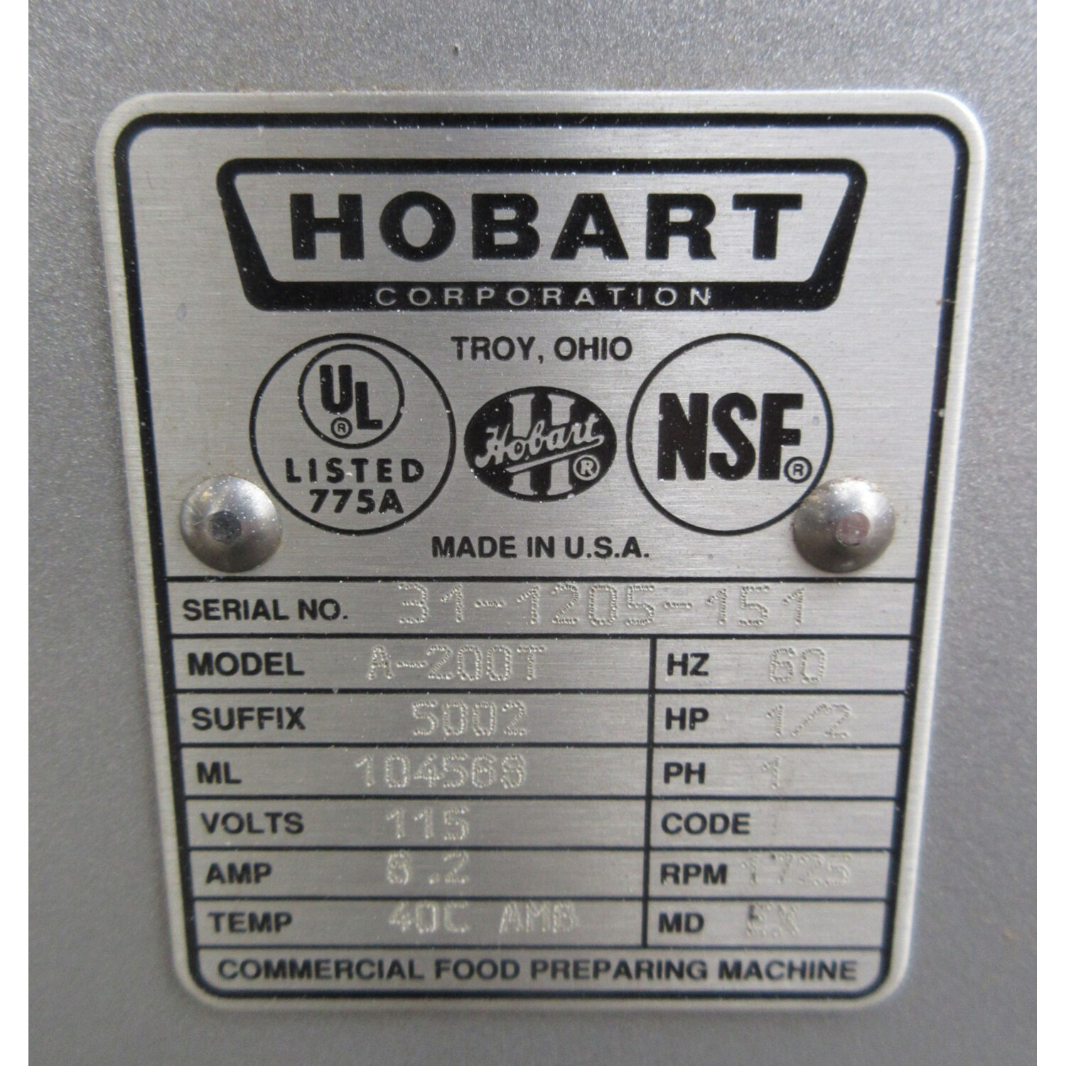 Hobart A200T 20 Qt Mixer, Bowl And 2 Attachments Included