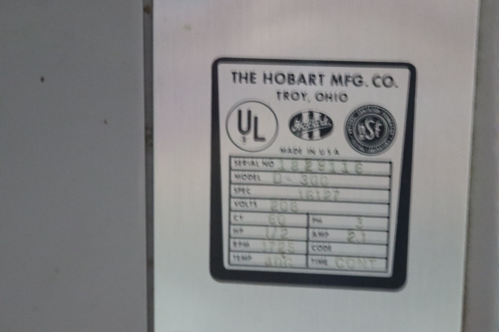 Hobart D300 30 Qt Planetary Mixer D300 30qt mixer donut bakery