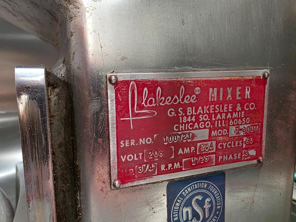 Blakeslee F-30DT 30 Quart Mixer Floor Model w/ Stainless steel Bowl +Flat Beater