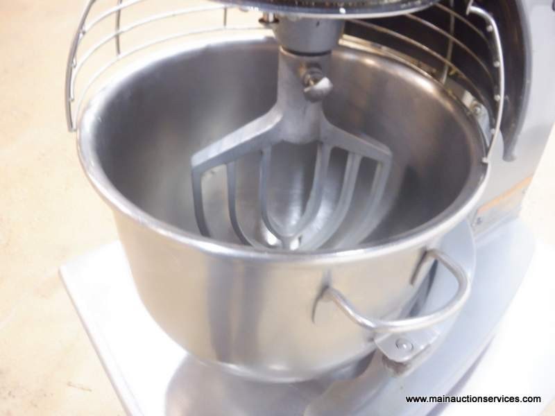 HOBART LEGACY HL200 COUNTERTOP 20 QUART DOUGH MIXER WITH BOWL 1 ATTACHMENT