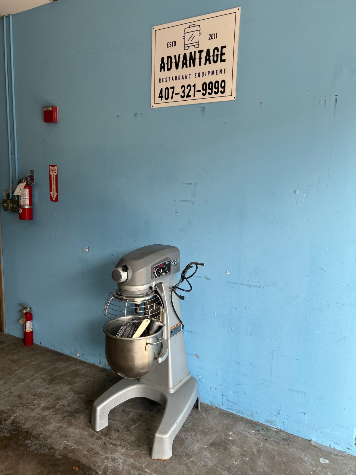 Hobart Legacy+ HL200-10STD 20-Qt Floor Mixer – 5511