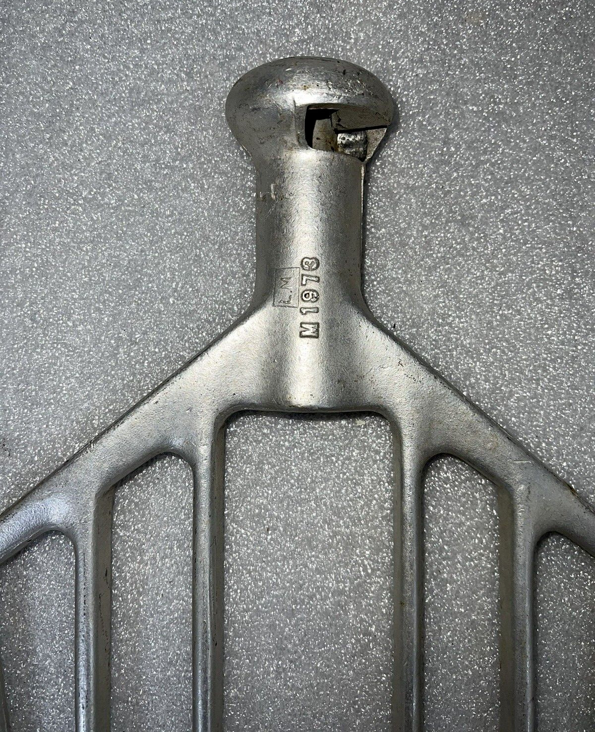 COMMERCIAL MIXER FLAT PADDLE L.M. M1973 BEATER INDUSTRIAL ATTACHMENT 16-1/2″