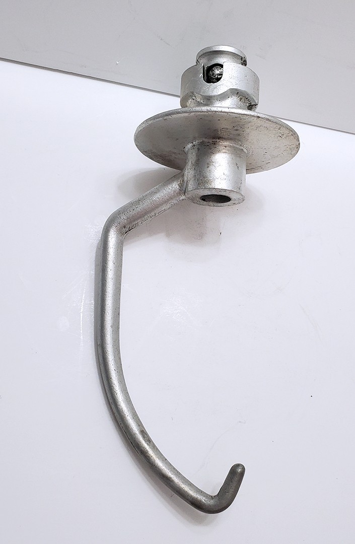 COMMERCIAL FLOOR STAND MIXER DOUGH HOOK UNMARKED INDUSTRIAL ATTACHMENT 13″
