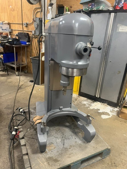Hobart 60qt Mixer – H600 – 230V 1Ph -Includes Stainless Bowl, Hook – Refurbished