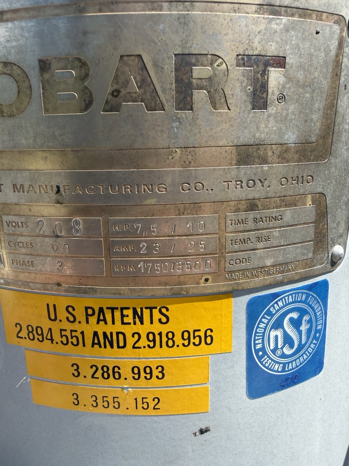 Hobart VCM-40 Vertical Tilt Cutter Mixer