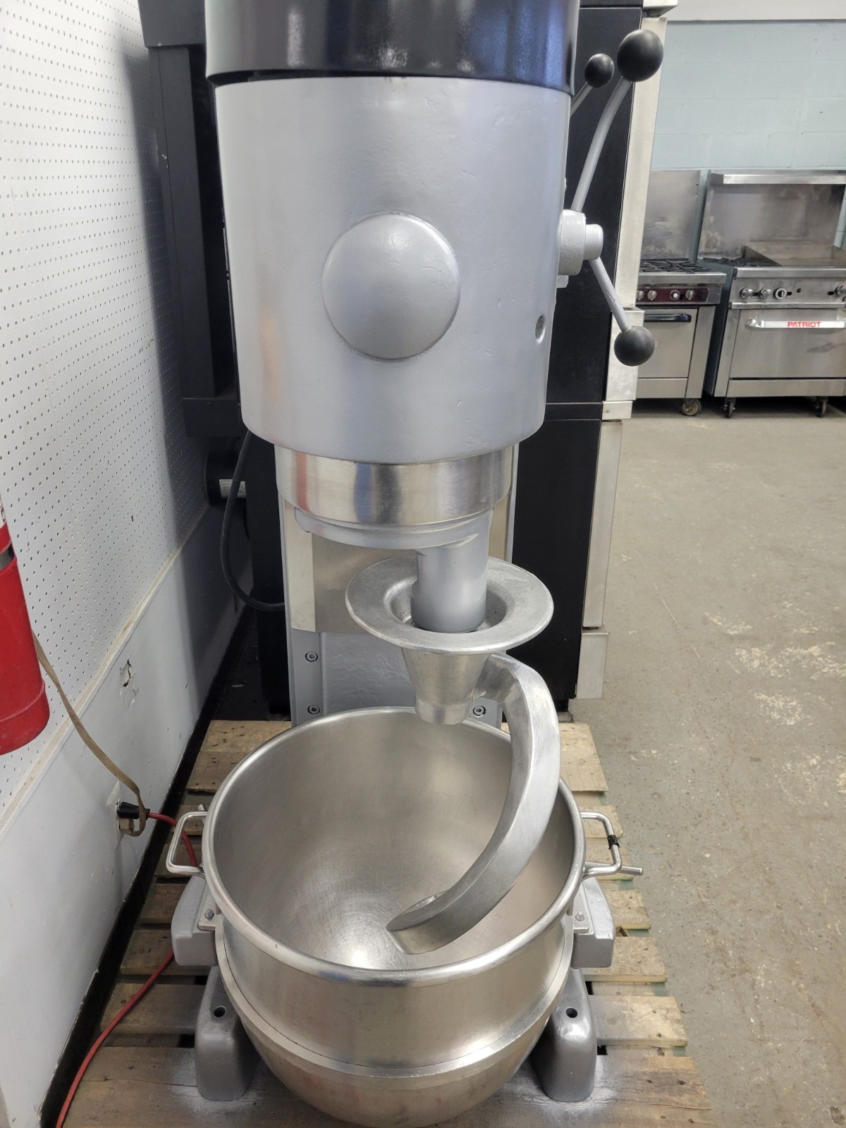 HOBART M-802 80QT PIZZA BAKERY DOUGH MIXER STEEL BOWL, HOOK 220V 3PH
