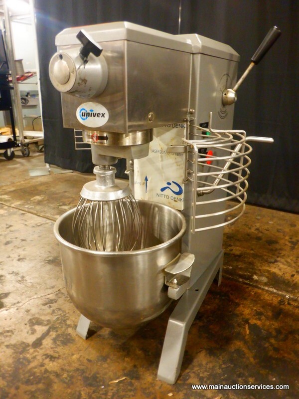 Univex SRM20, 20 Qts Dough Mixer With Bowl, Guard & 1 Attachment