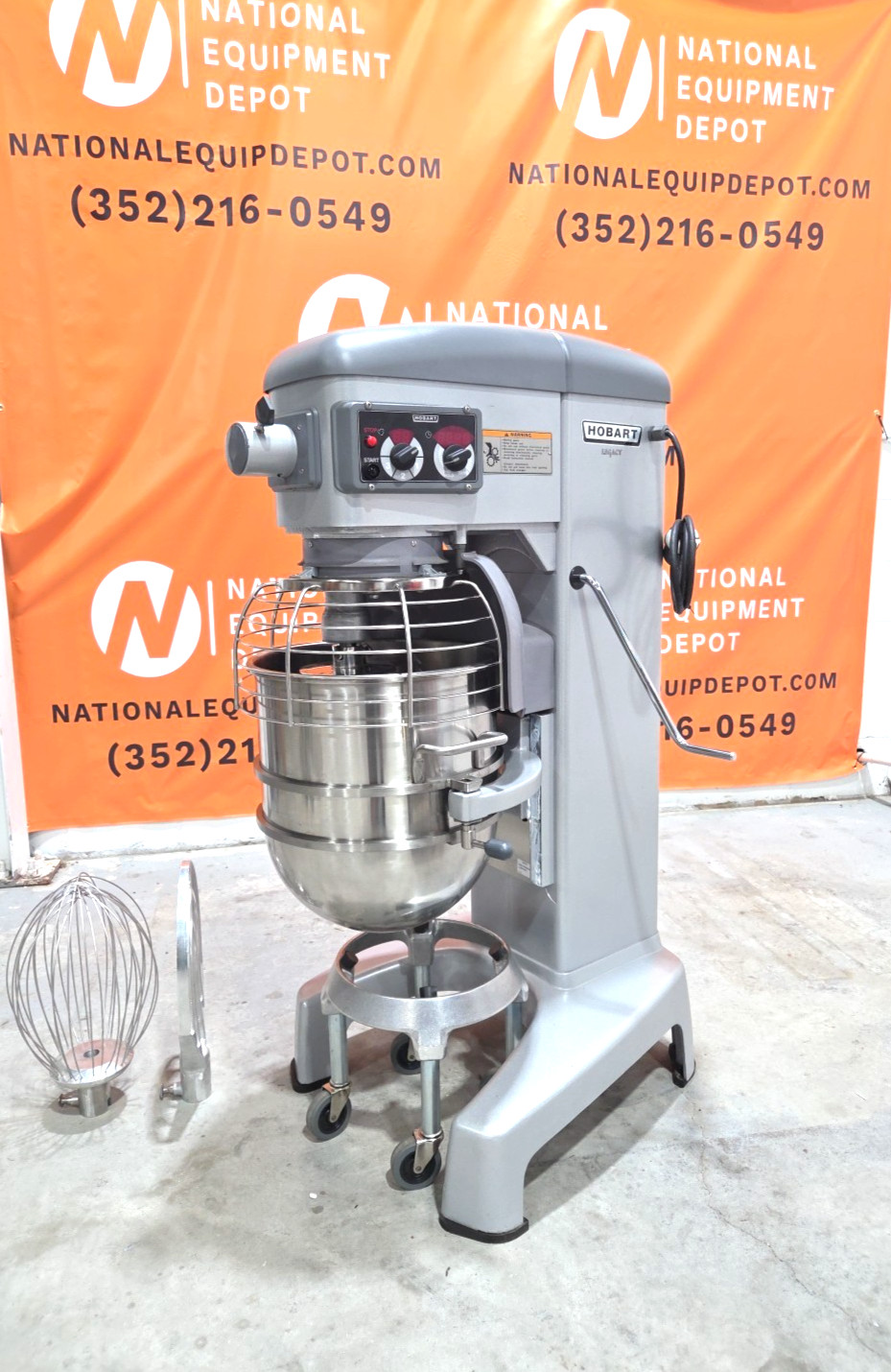 NEW HOBART 40QT Mixer HL400 W/ Hook, Whip, Paddle, Bowl – 3PH/1.5HP – Watch VID!